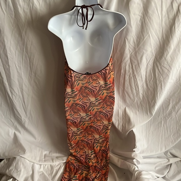 Multi color cover up - Picture 2 of 3